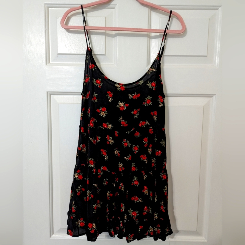 Cute Brandy Melville mini dress. Size S.